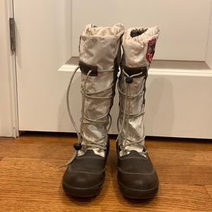 PAJAR snow boots, never worn